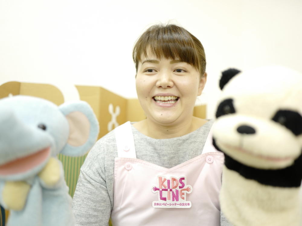 子供と楽しく笑顔が多い時間を過ごすのが好きです。簡単な英会話なら対応可能です キッズライン